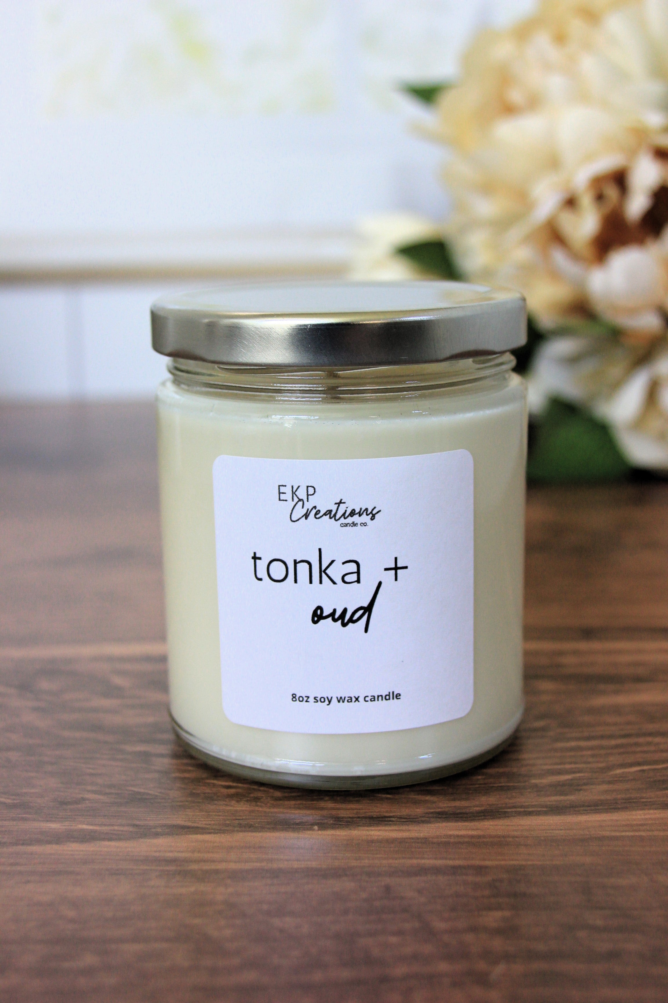 Tonka + Oud scented soy candle